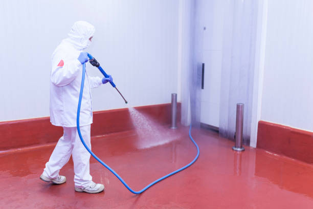 Best Animal Enclosure Cleaning  in Woodson Terrace, MO